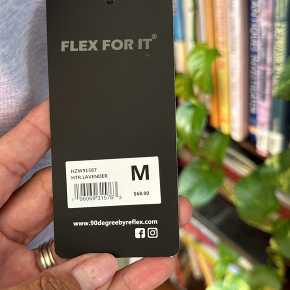 90 Degree by Reflex lavender Medium cropped pull over half zipper hoodie. NWT - Picture 5 of 8